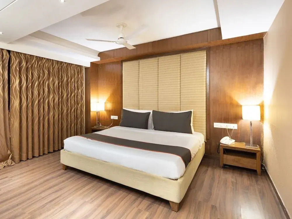 Avalon Hotel by OYO Rooms