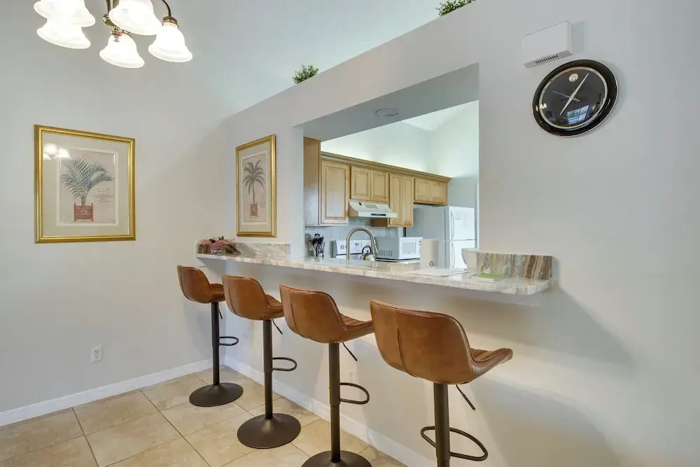 12 Mi to Disney World: Sunny Home w/ Pool!