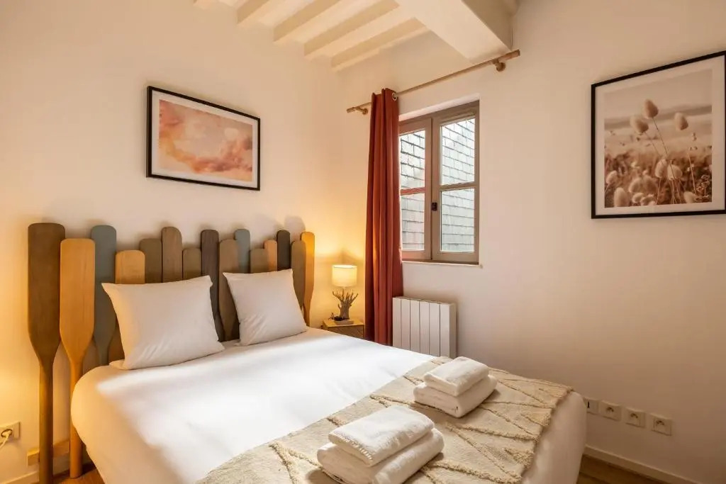 La Vague - Breath of Freshness in Center of Honfleur - Free Parking 550M