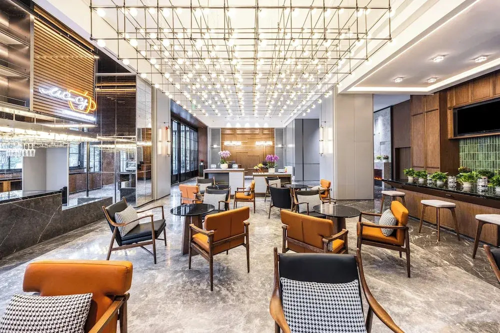 CNHOL International Hotel (Wuhan Jiefang Avenue Zongguan Metro Station Branch)