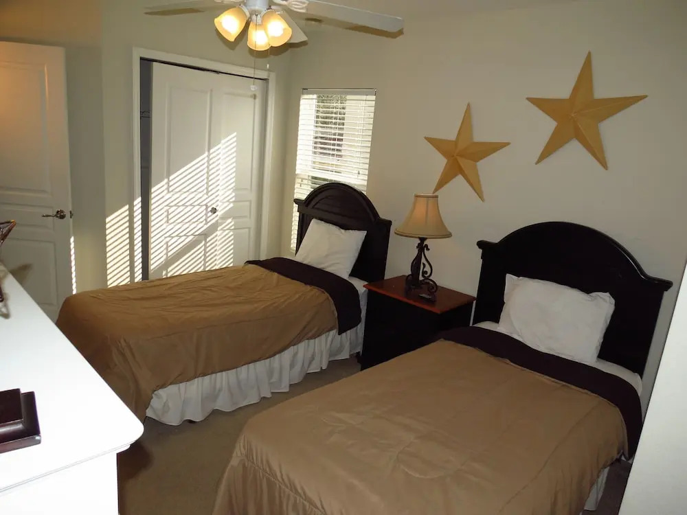 Kissimmee Area Deluxe Homes by SVV