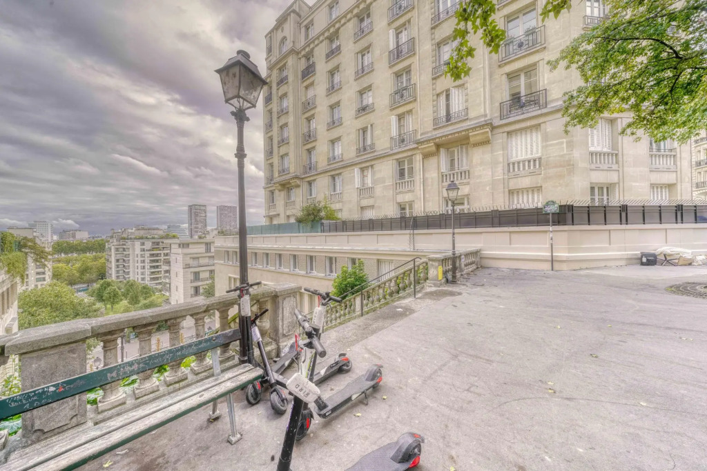 B 2067- Tour Eiffel - Appartement Cosy