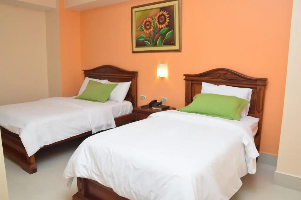 Hotel Perla Verde