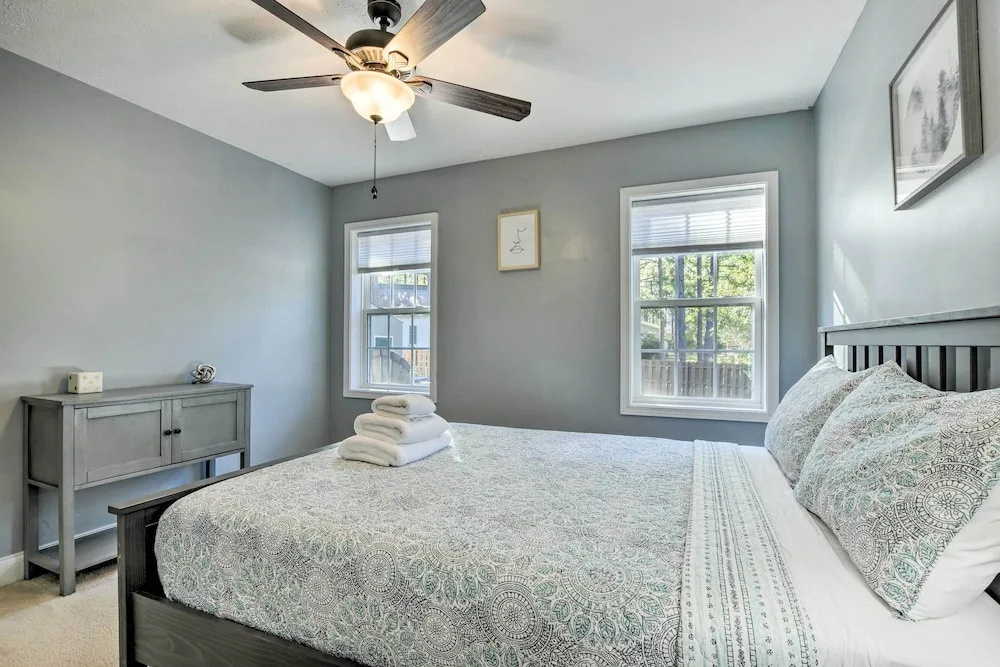 Idyllic Pinehurst Home, Near Golf Course!