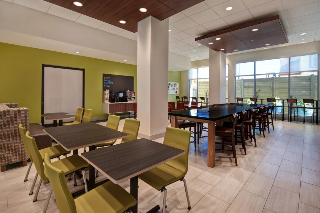 Holiday Inn Express & Suites - Galveston Beach by IHG