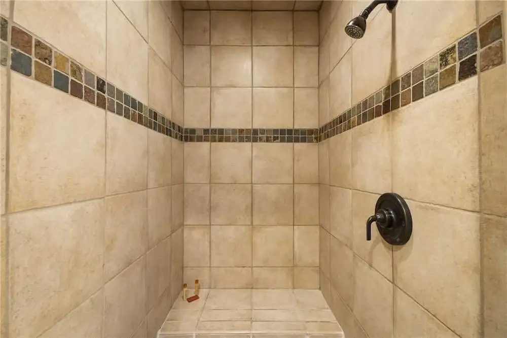 The Sunrise Retreat, 2 Bedrooms, Fireplace, Wifi, Jetted Tub, Sleeps 6