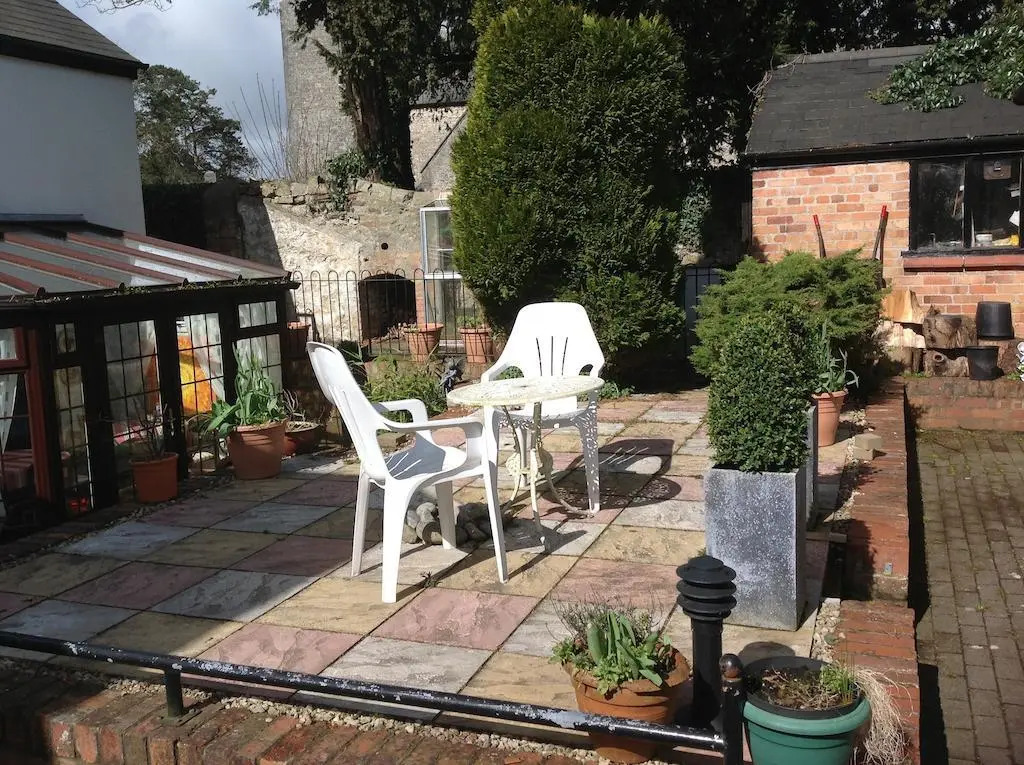 The Laurels Bed and Breakfast