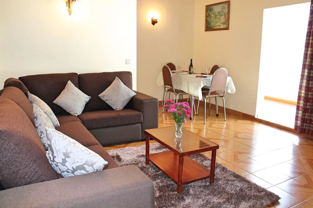 Dinis Country Apartment by Our Madeira