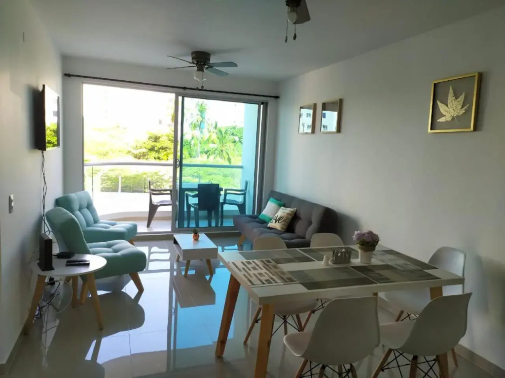 Rodadero Sur Santa Marta Edificio Aragoa a 150 metros del mar