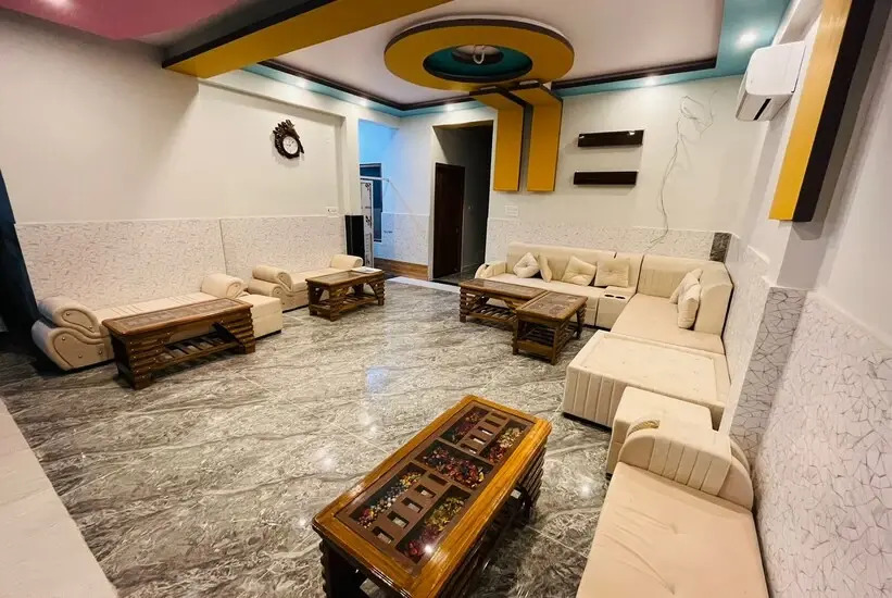 Awadh Hotel