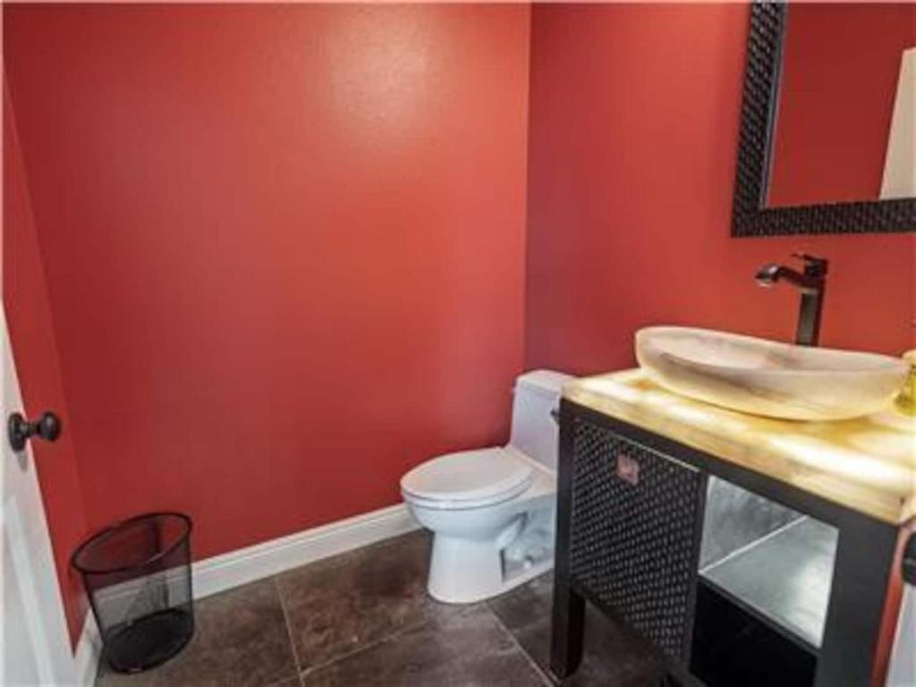Family Home- Luxury Oasis- Minutes To Beach