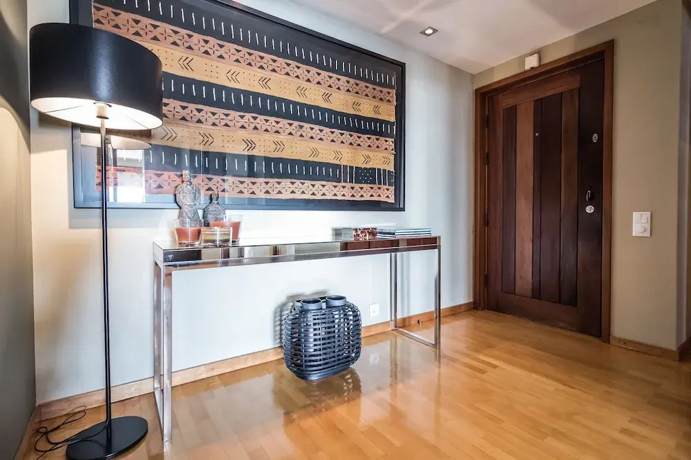 DAHome - Collector's Luxurious Apartment