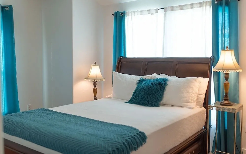 Birds Of A Feather 3 Bedroom Townhouse