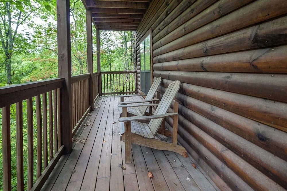 ER314- Yall Come Back Now- Great location- Close to town cabin