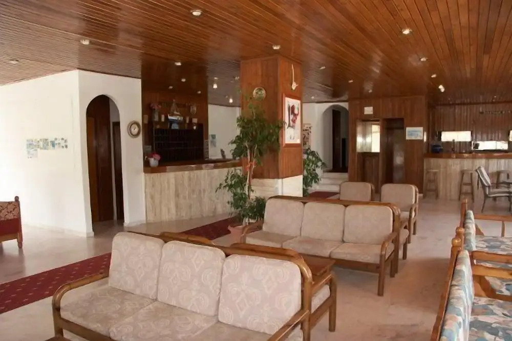 Ionikos Hotel