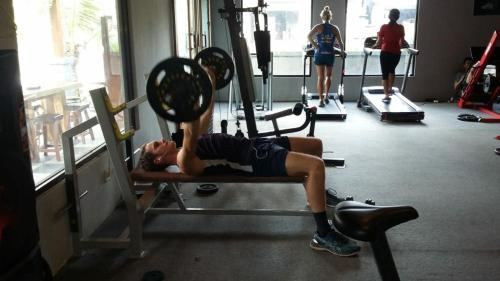 Uma Caming Villas & Gym