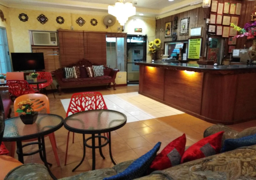 Lucky Garden Inn