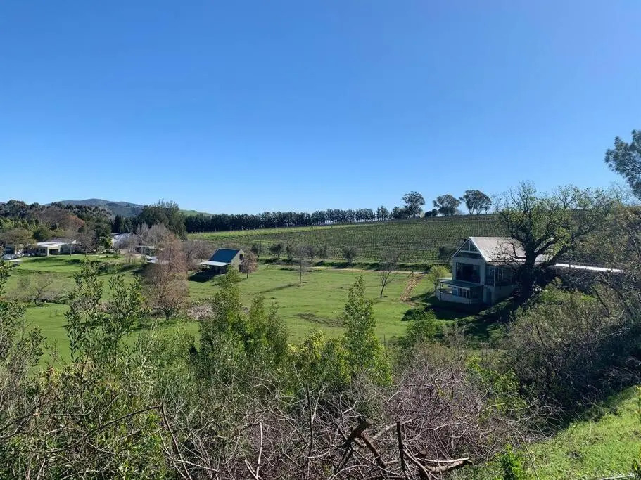 Wildlife Hideaway in the vineyards