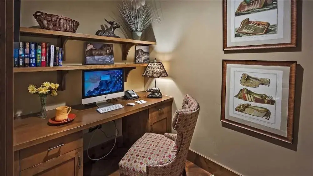 Twilight Peak 502 4 BedroomCondo By Moving Mountains