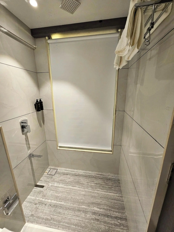 Hotel Golden Nest - Thane