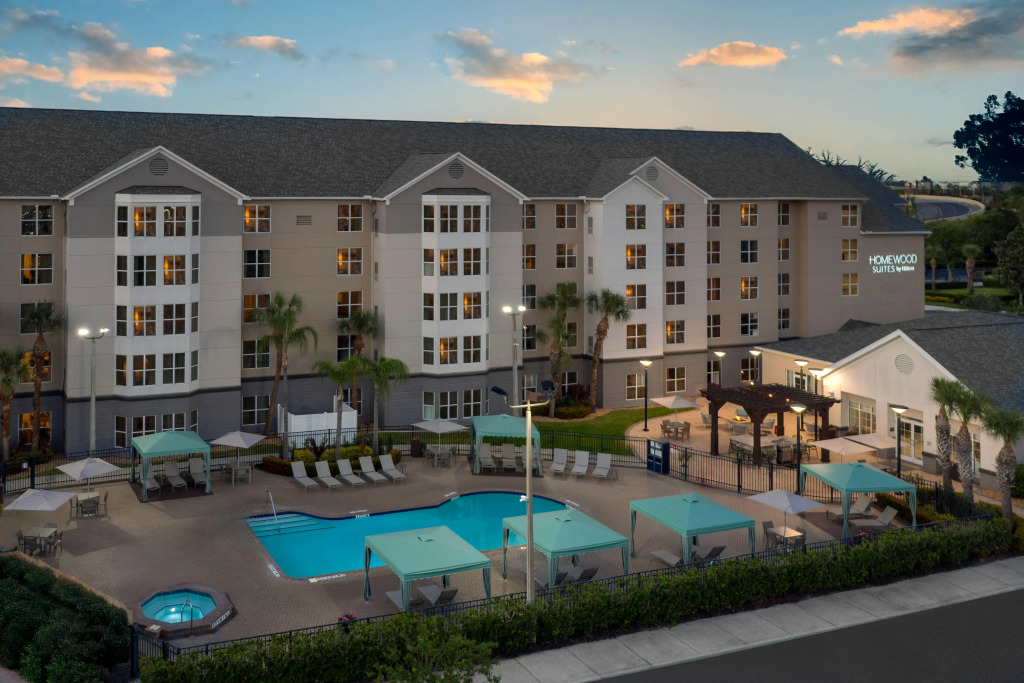 Homewood Suites by Hilton Orlando-Nearest to Universal Studios