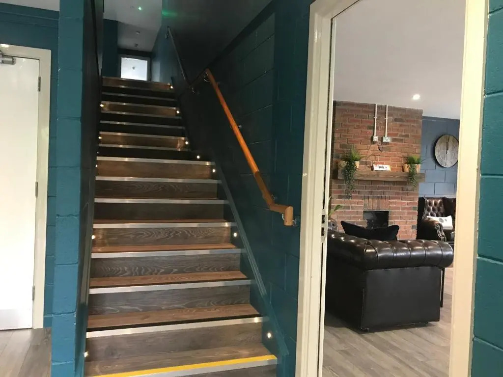 Rostrevor Mountain Lodge Hostel Accommodation