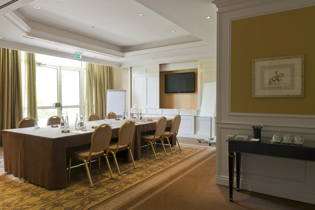 InterContinental Chantilly Chateau Mont Royal by IHG