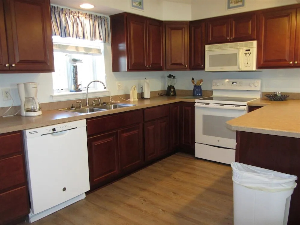 Horizontal In Hatteras 2 Bedroom Condo