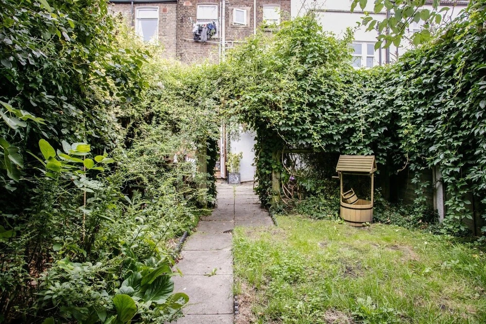 Spacious 3 Bedroom House in Clapton
