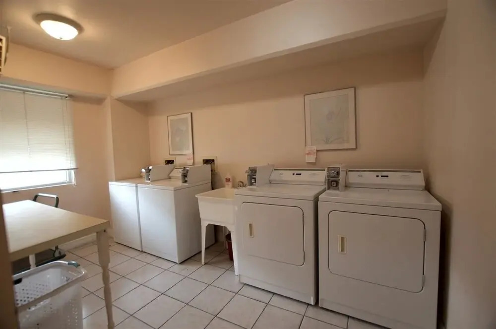 Oc1008 Wesley Ave-506