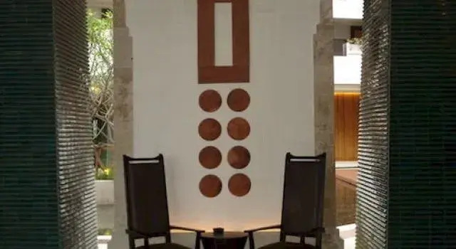 Adinkra Plaza Hotel