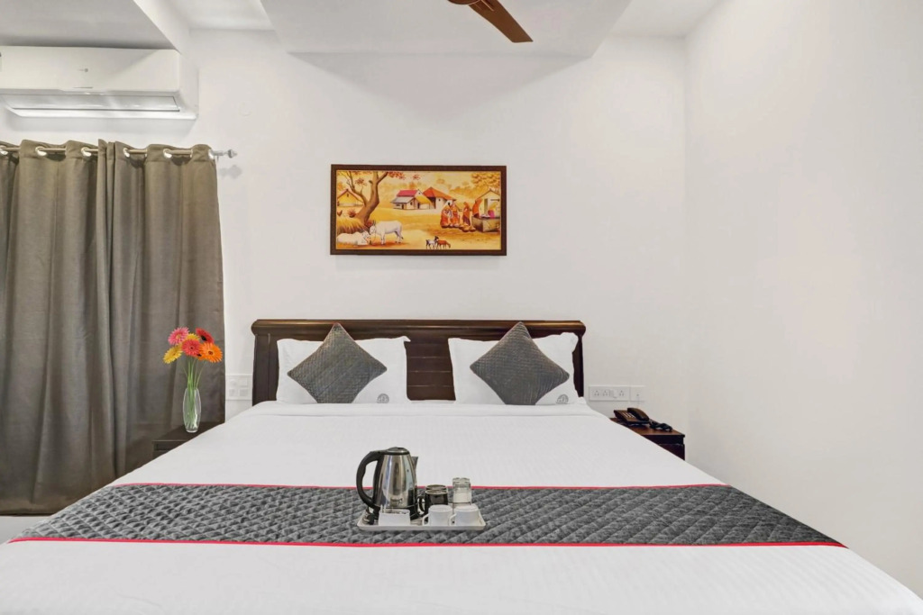 Super Townhouse RCC Park View Inn