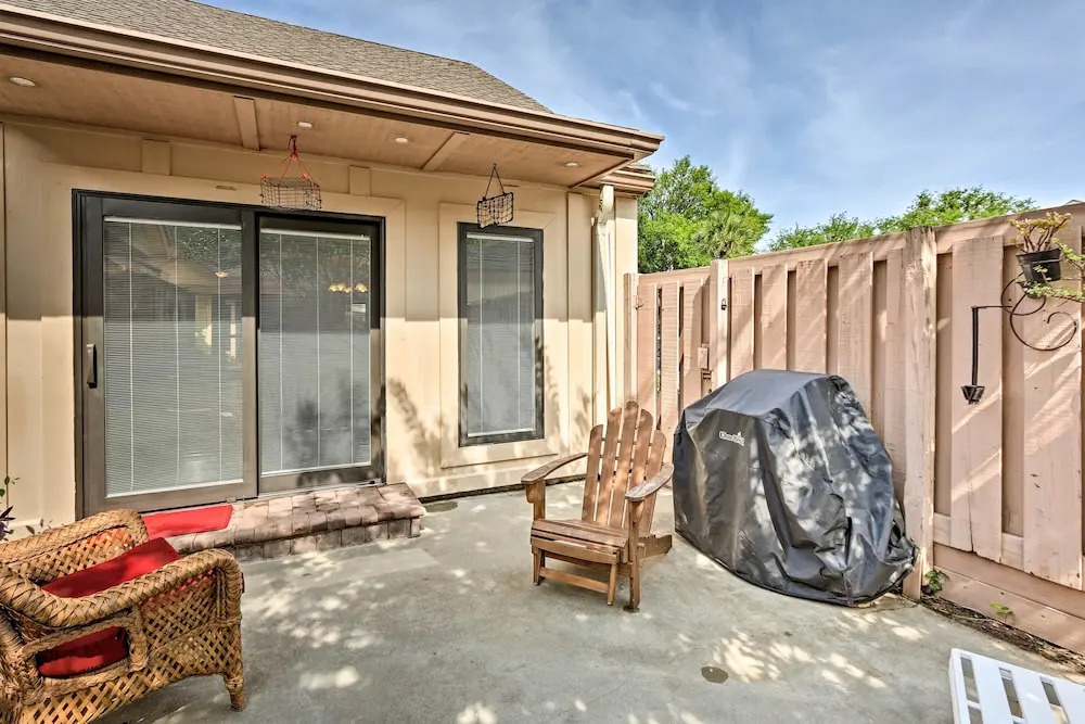 Resort Pool & Golf: Palmetto Dunes Beach Villa