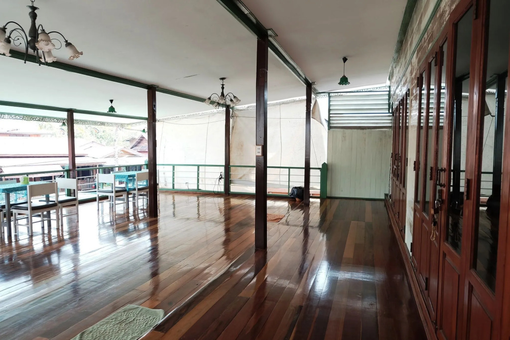 Baanklong Amphawa Homestay