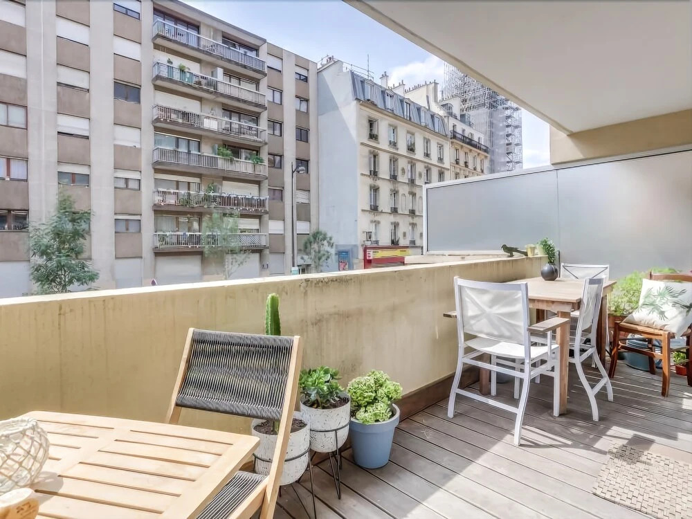 2 people apartment terrace by Weekome