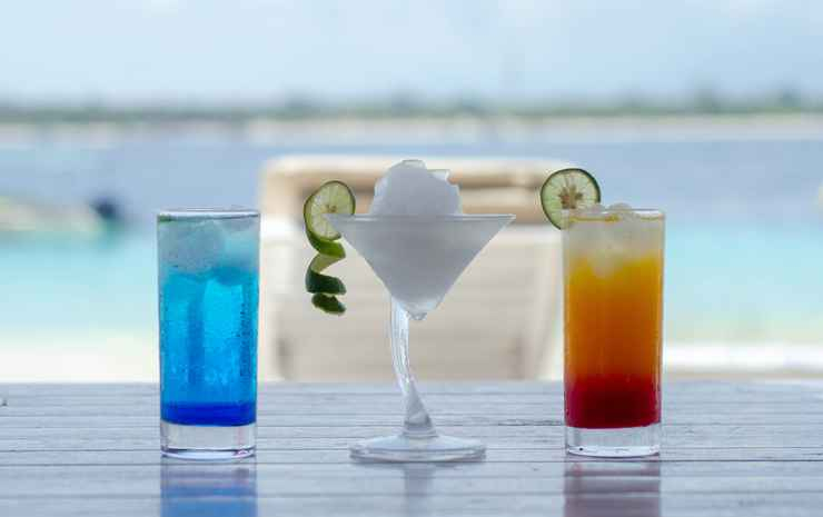 Warna Beach Hotel