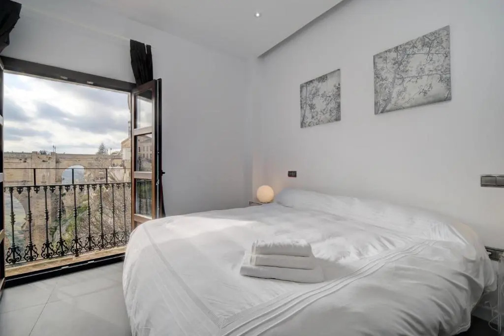 Wonderful views in luxury apartment