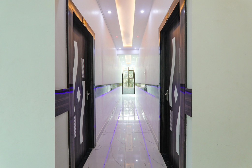 FabHotel Lumbini International - Nr Sarnath Museum