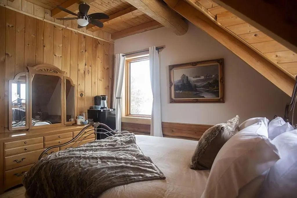 Hébergement "La Maison en Bois Rond"