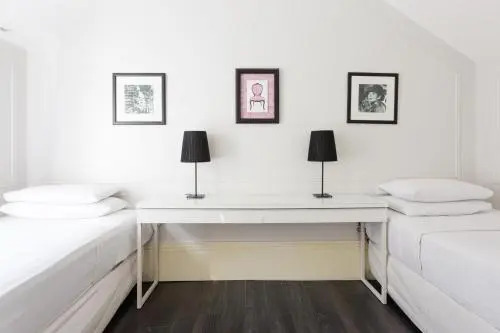 Stanhope Mews West II by Onefinestay