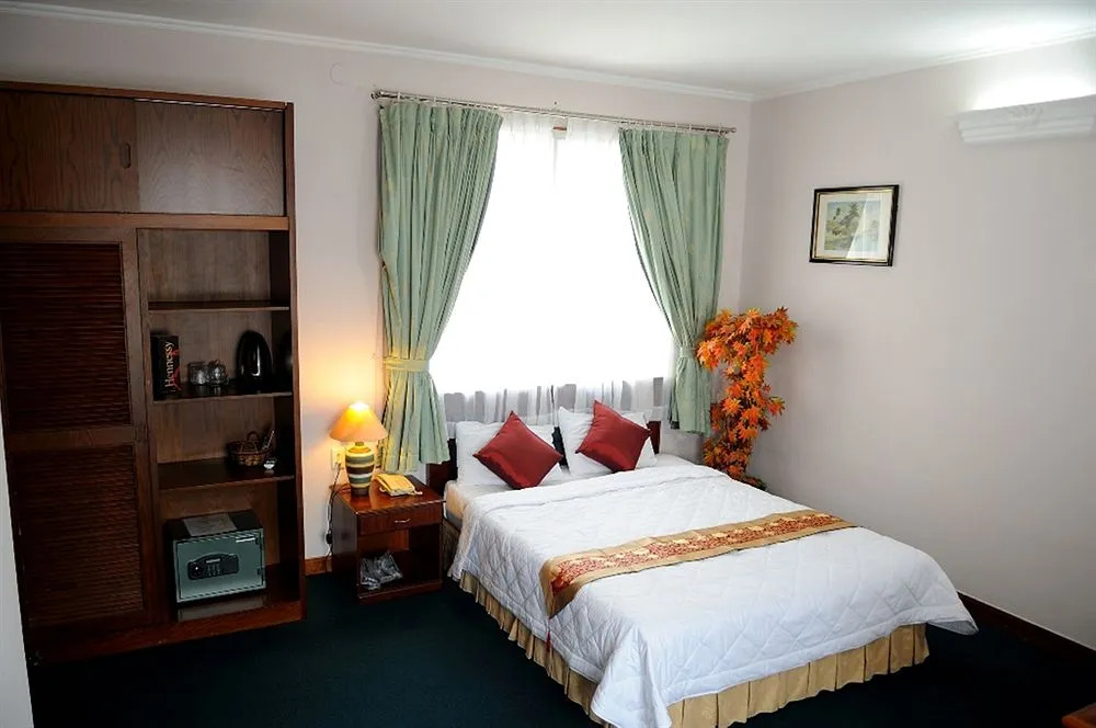 Saigon Royal Hotel CMT8