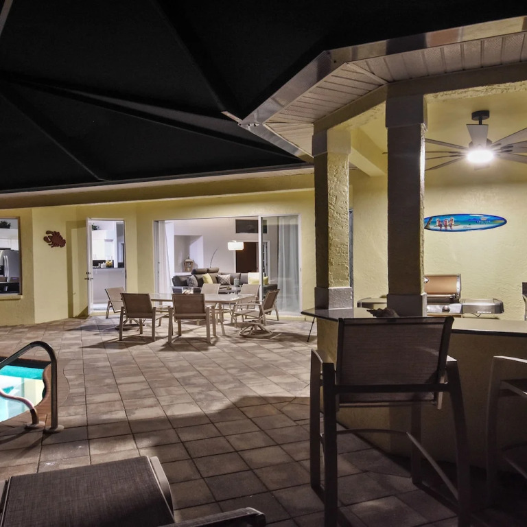 Rosegarden - PoolSpa and perfect water view