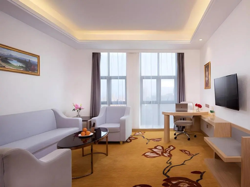 Vienna International Hotel (Kunshan Lujia Inspiration Square Town)