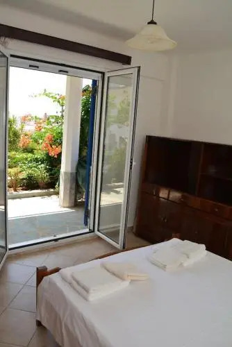 Holiday Home 3 Bedrooms - Marmari