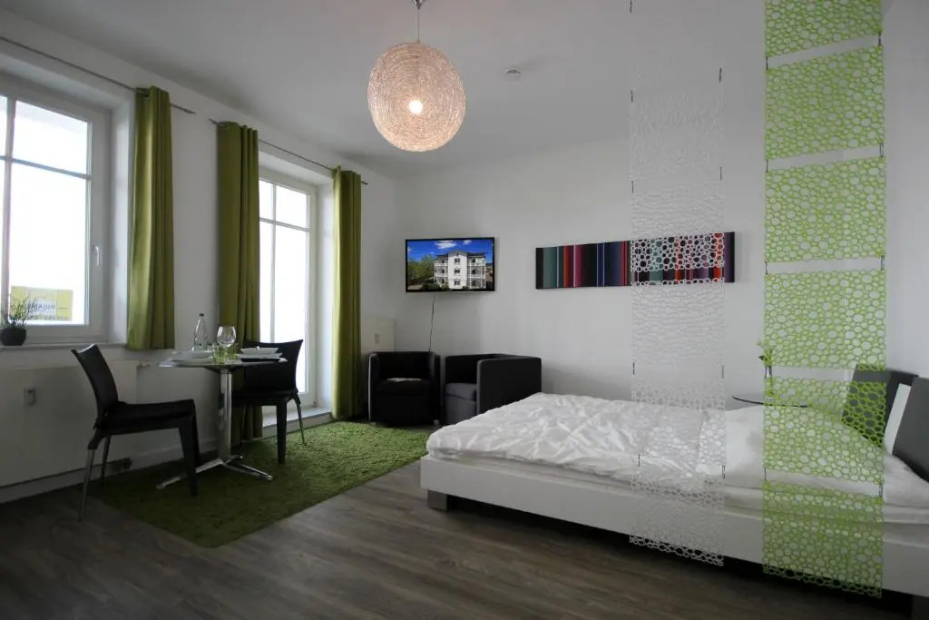 Villa Seydlitz - by Rujana