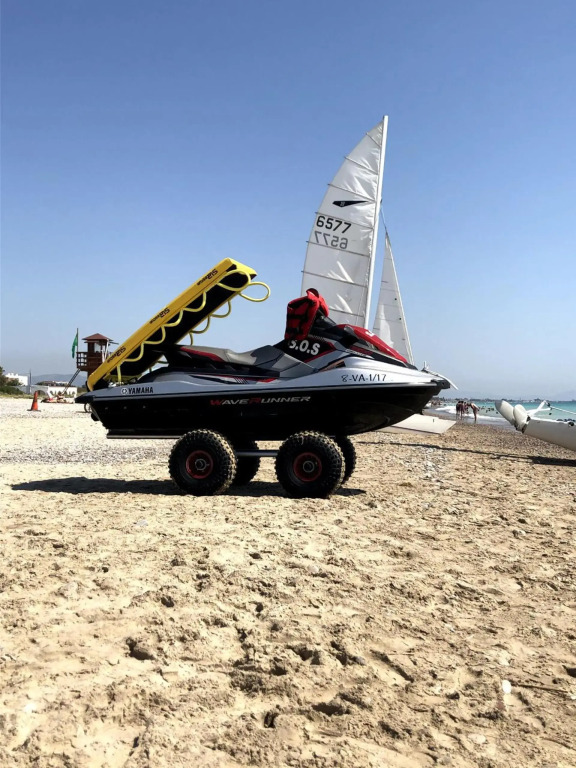 Global Properties, Adosado en la playa de Almardá, Sagunto