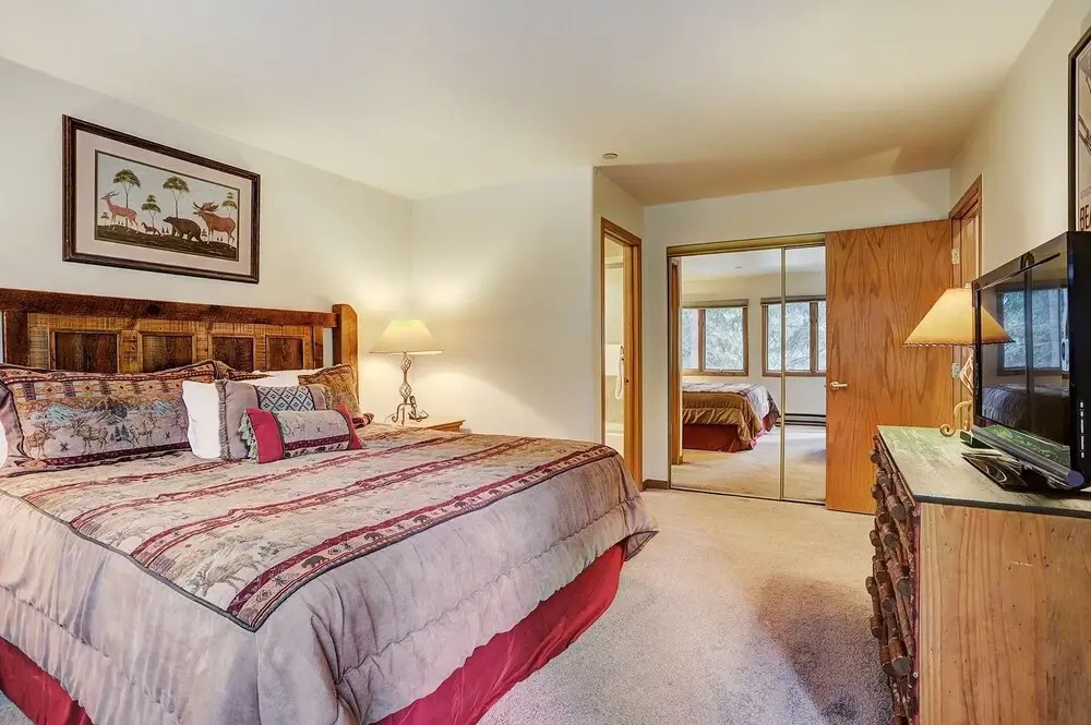Newly Renovated 2 Bed/ 2 Bath Beaver Creek  2 Bedroom Condo by RedAwning