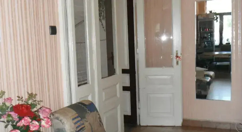 Shans 3 Guest Rooms