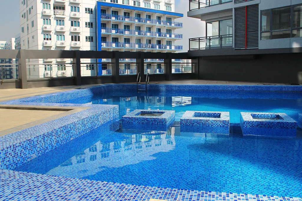 Golden Phoenix Hotel - Manila