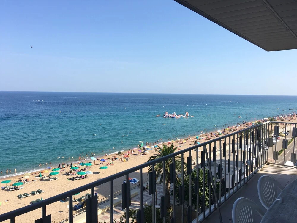 Aiguaneu Apartaments Els Pins